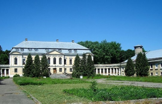 Дворец Валовичей в Святске
